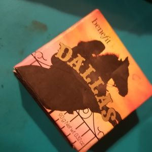 Benefit Dallas blush only used once